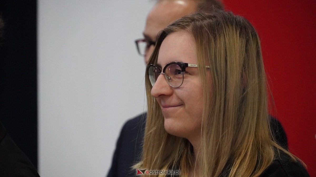 Uroczyste wręczenie stypendiów Prezesa Rady Ministrów [5.12.2025] - zdjęcie #34 - eOstroleka.pl