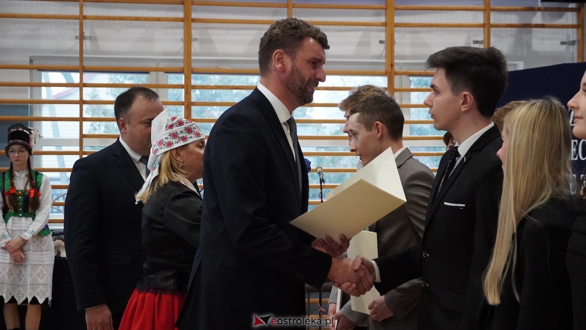 Uroczyste wręczenie stypendiów Prezesa Rady Ministrów [5.12.2025] - zdjęcie #9 - eOstroleka.pl