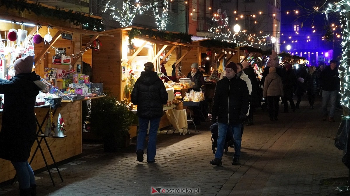 III Kurpiowski Jarmark Bożonarodzeniowy - warsztaty [05.12.2025] - zdjęcie #78 - eOstroleka.pl