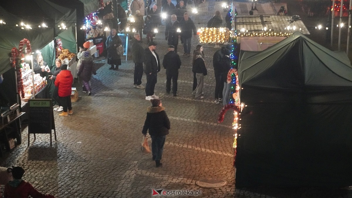 III Kurpiowski Jarmark Bożonarodzeniowy - warsztaty [05.12.2025] - zdjęcie #49 - eOstroleka.pl