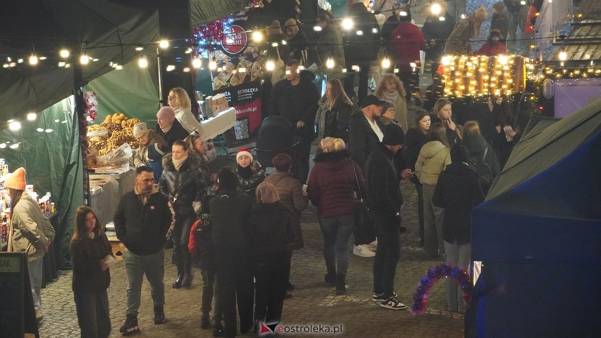 III Kurpiowski Jarmark Bożonarodzeniowy - warsztaty [05.12.2025] - zdjęcie #44 - eOstroleka.pl