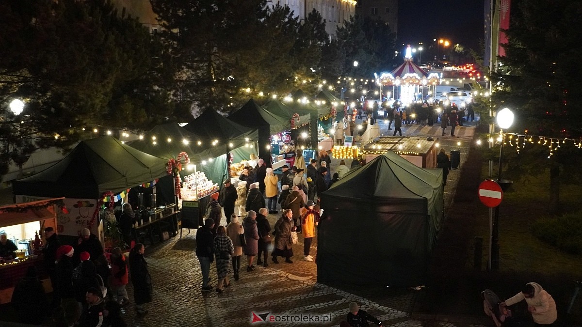 III Kurpiowski Jarmark Bożonarodzeniowy - warsztaty [05.12.2025] - zdjęcie #43 - eOstroleka.pl