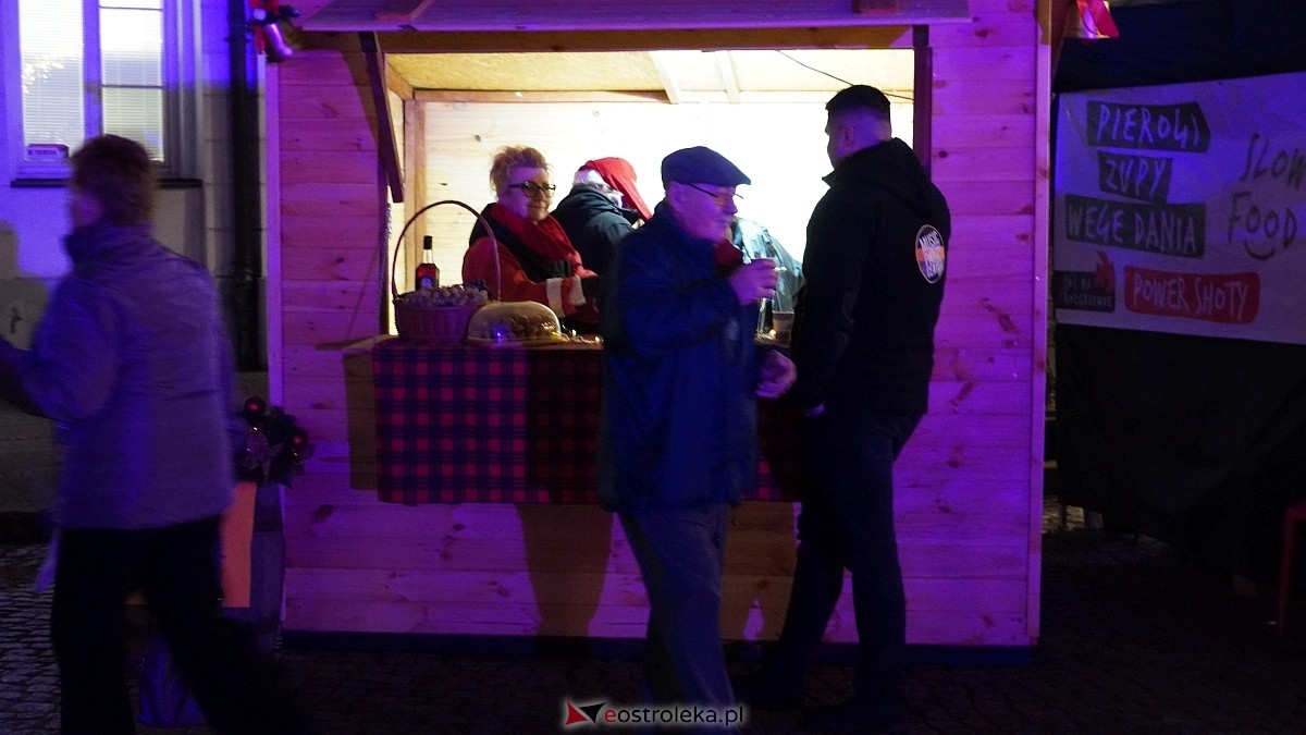 III Kurpiowski Jarmark Bożonarodzeniowy - warsztaty [05.12.2025] - zdjęcie #38 - eOstroleka.pl