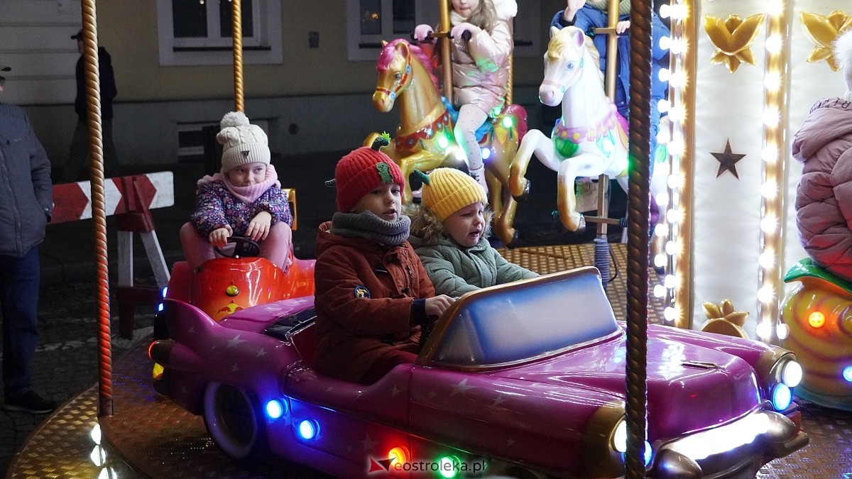 III Kurpiowski Jarmark Bożonarodzeniowy - warsztaty [05.12.2025] - zdjęcie #32 - eOstroleka.pl