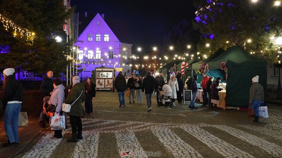 III Kurpiowski Jarmark Bożonarodzeniowy - warsztaty [05.12.2025] - zdjęcie #15 - eOstroleka.pl