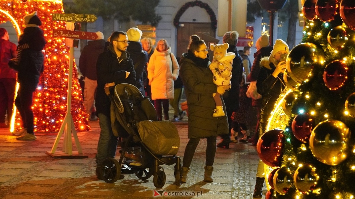 III Kurpiowski Jarmark Bożonarodzeniowy - warsztaty [05.12.2025] - zdjęcie #9 - eOstroleka.pl
