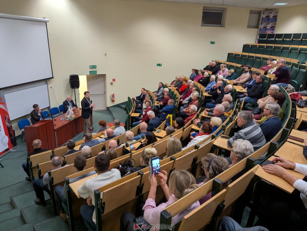 Spotkanie z wiceprezesem PiS Tobiaszem Bocheńskim [5.12.2025] - zdjęcie #23 - eOstroleka.pl