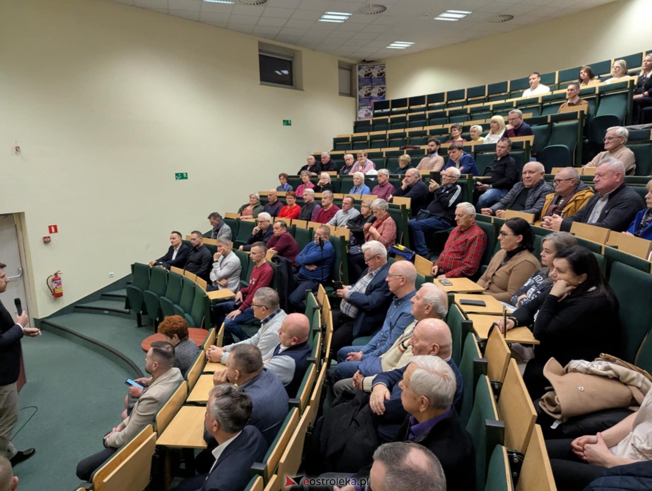 Spotkanie z wiceprezesem PiS Tobiaszem Bocheńskim [5.12.2025] - zdjęcie #13 - eOstroleka.pl