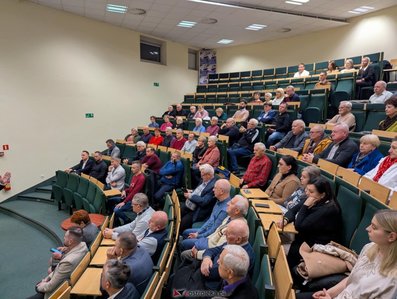 Spotkanie z wiceprezesem PiS Tobiaszem Bocheńskim [5.12.2025] - zdjęcie #10 - eOstroleka.pl