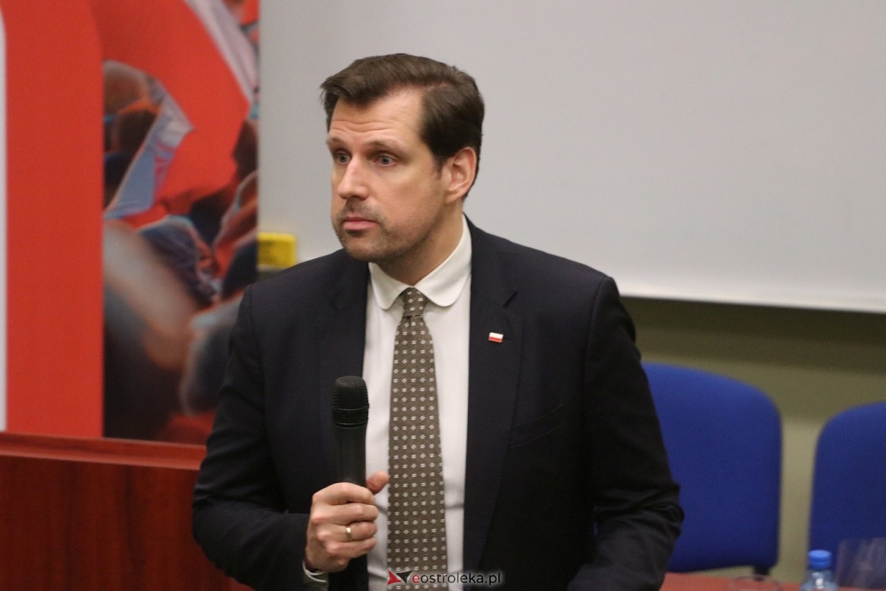 Spotkanie z wiceprezesem PiS Tobiaszem Bocheńskim [5.12.2025] - zdjęcie #31 - eOstroleka.pl