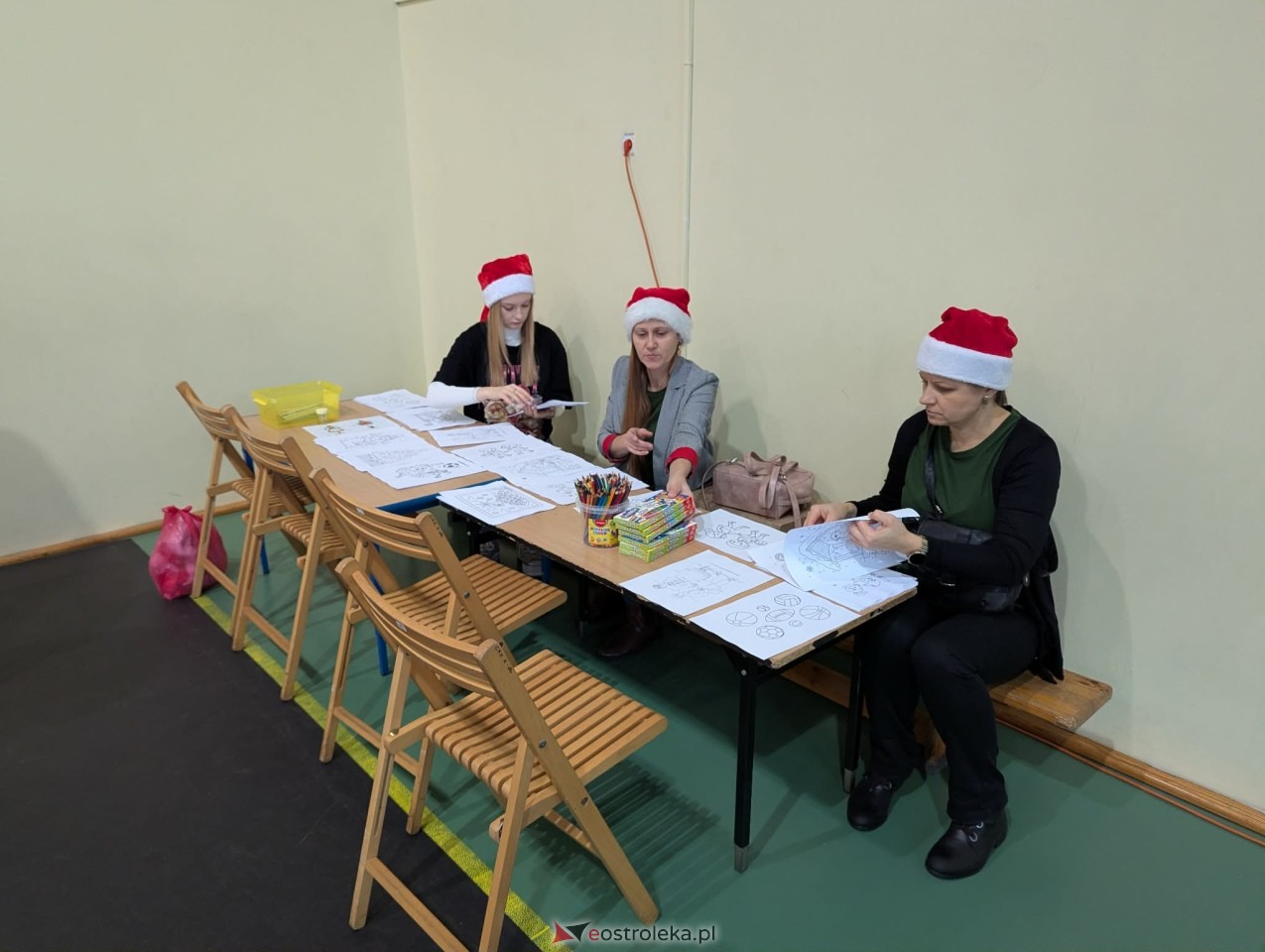 Mikołajki gminne w Kadzidle [06.12.2025] - zdjęcie #58 - eOstroleka.pl