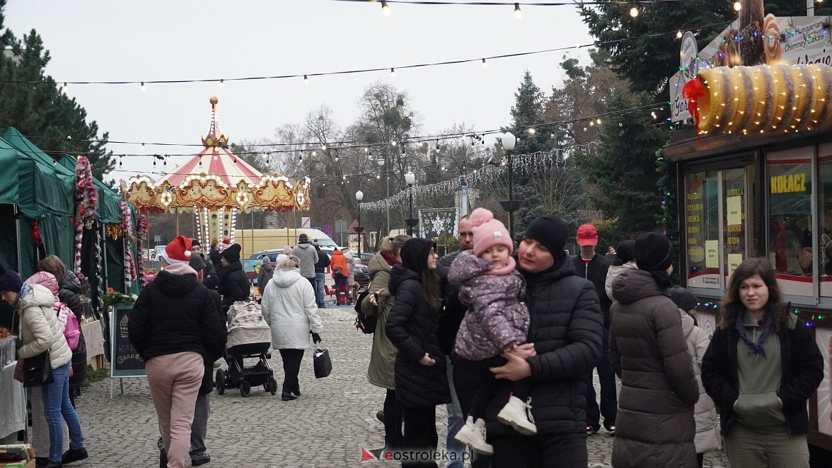 Kurpiowski Jarmark Bożonarodzeniowy 2025 [6.12.2025] - zdjęcie #61 - eOstroleka.pl