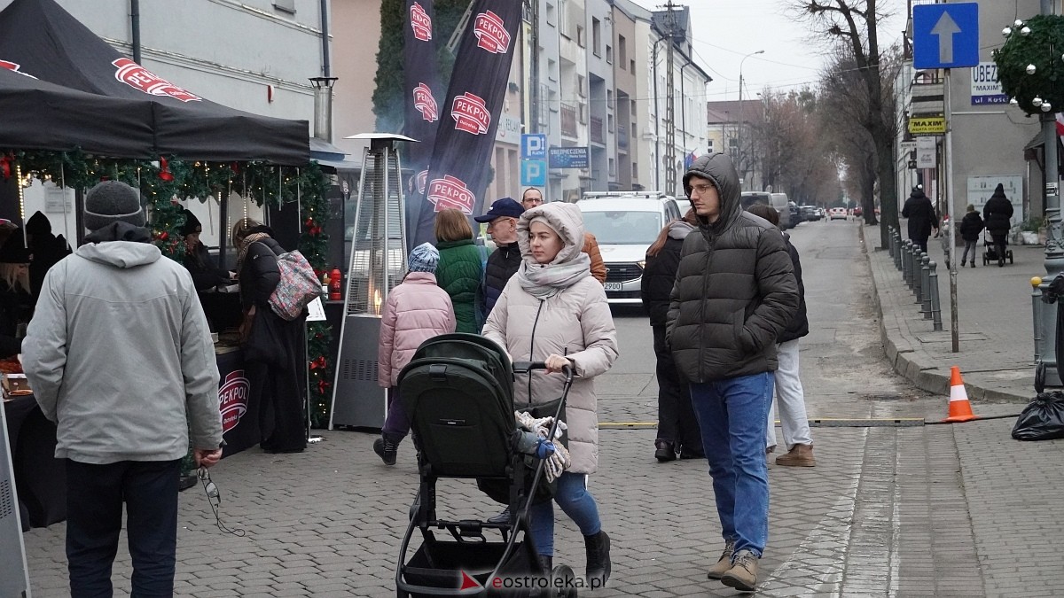 Kurpiowski Jarmark Bożonarodzeniowy 2025 [6.12.2025] - zdjęcie #35 - eOstroleka.pl