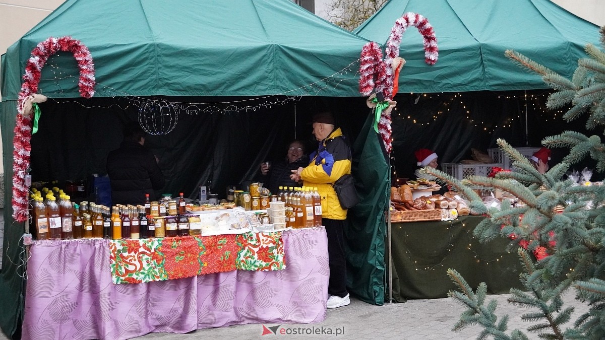 Kurpiowski Jarmark Bożonarodzeniowy 2025 [6.12.2025] - zdjęcie #28 - eOstroleka.pl
