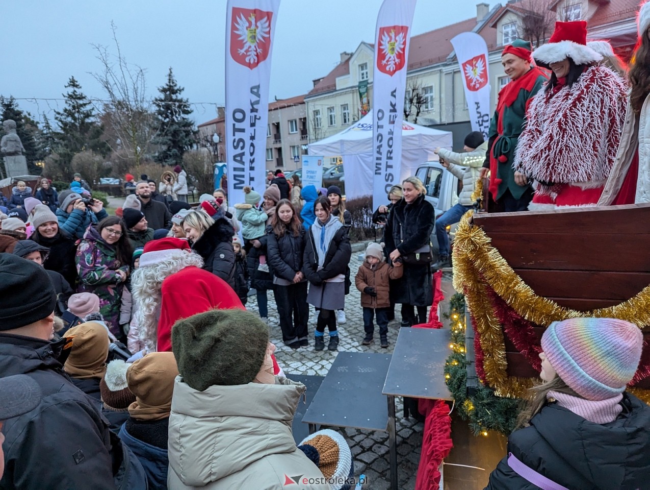 Jarmark Bożonarodzeniowy 2025. Wizyta Mikołaja [6.12.2025] - zdjęcie #67 - eOstroleka.pl