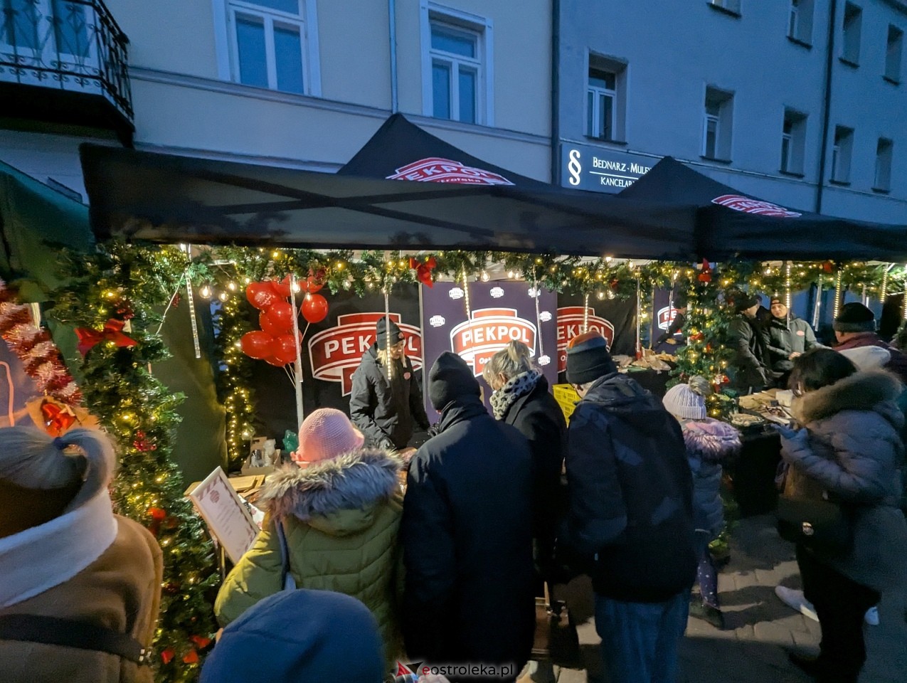 Jarmark Bożonarodzeniowy 2025. Wizyta Mikołaja [6.12.2025] - zdjęcie #40 - eOstroleka.pl