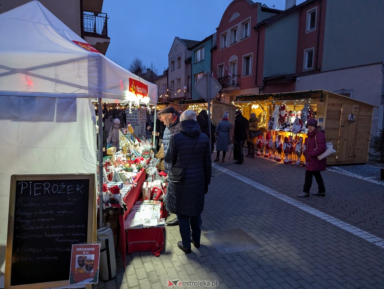 Jarmark Bożonarodzeniowy 2025. Wizyta Mikołaja [6.12.2025] - zdjęcie #35 - eOstroleka.pl