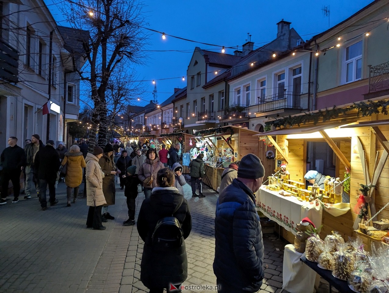 Jarmark Bożonarodzeniowy 2025. Wizyta Mikołaja [6.12.2025] - zdjęcie #27 - eOstroleka.pl