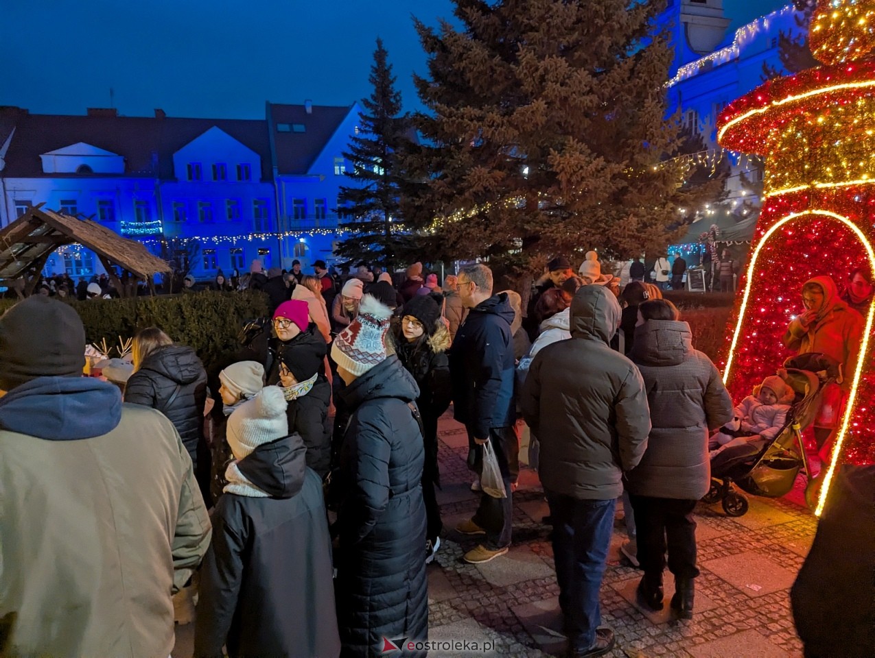Jarmark Bożonarodzeniowy 2025. Wizyta Mikołaja [6.12.2025] - zdjęcie #3 - eOstroleka.pl