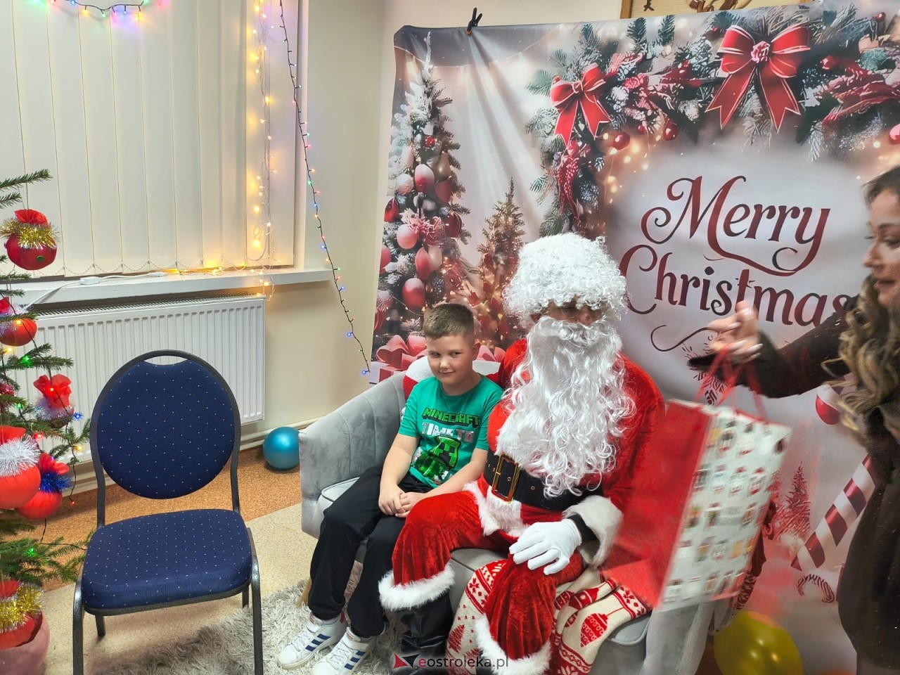 Zabawa choinkowa w Durlasach [06.12.2025] - zdjęcie #30 - eOstroleka.pl
