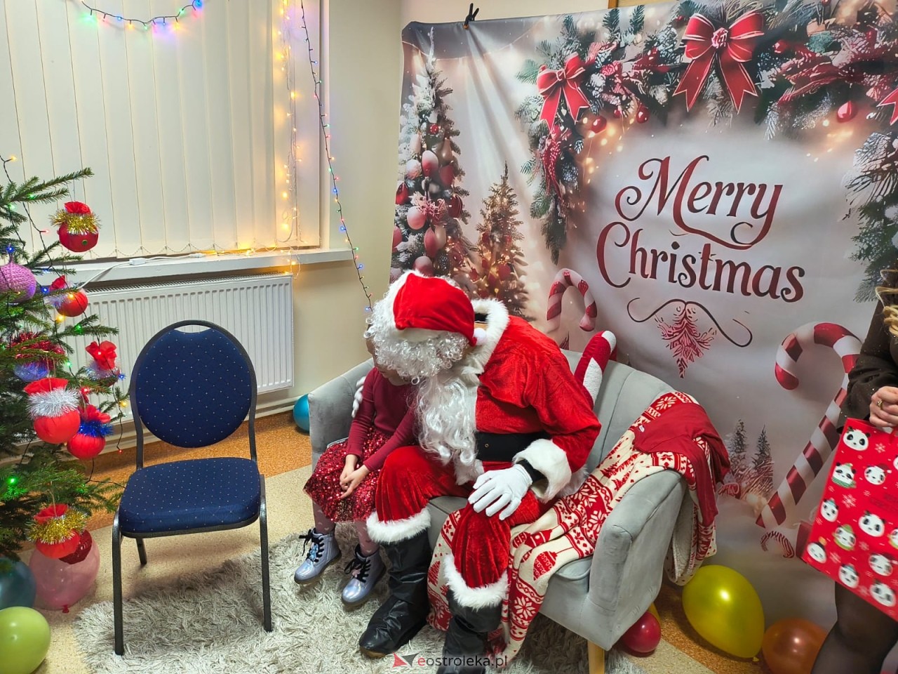 Zabawa choinkowa w Durlasach [06.12.2025] - zdjęcie #81 - eOstroleka.pl