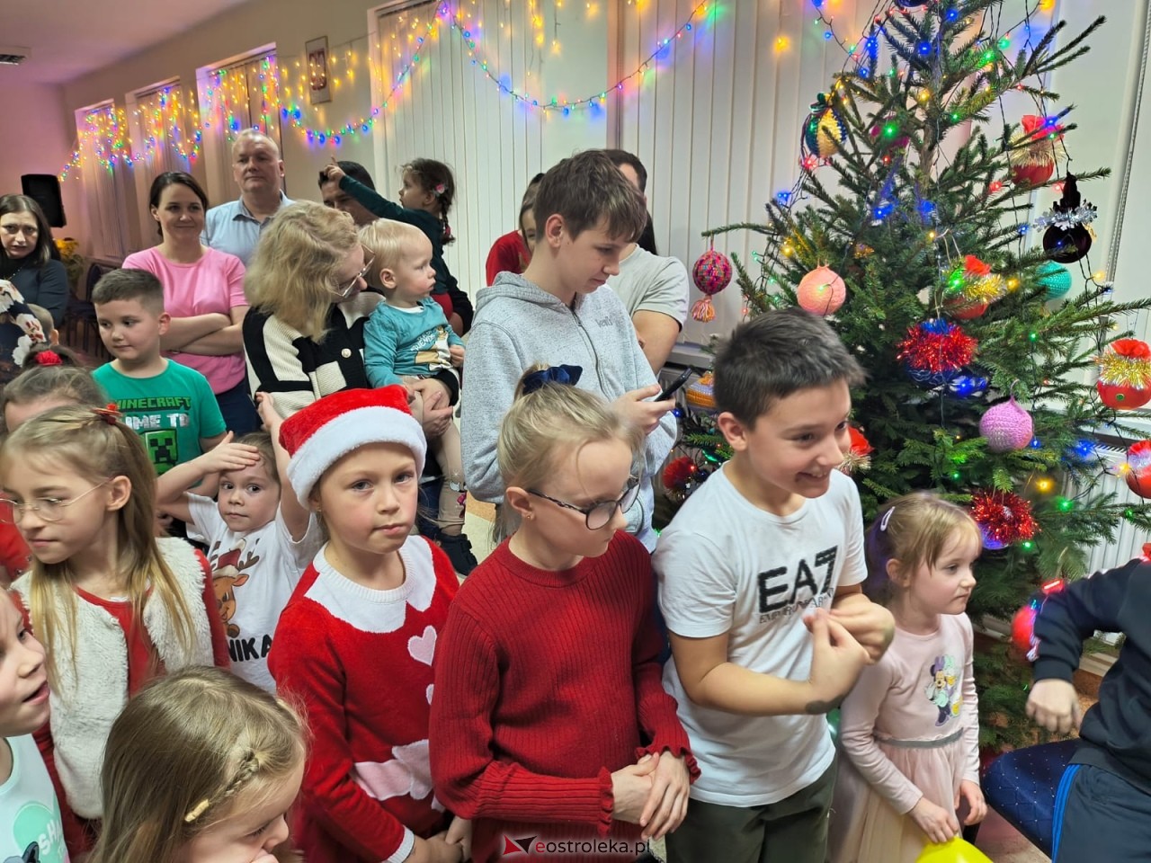 Zabawa choinkowa w Durlasach [06.12.2025] - zdjęcie #74 - eOstroleka.pl
