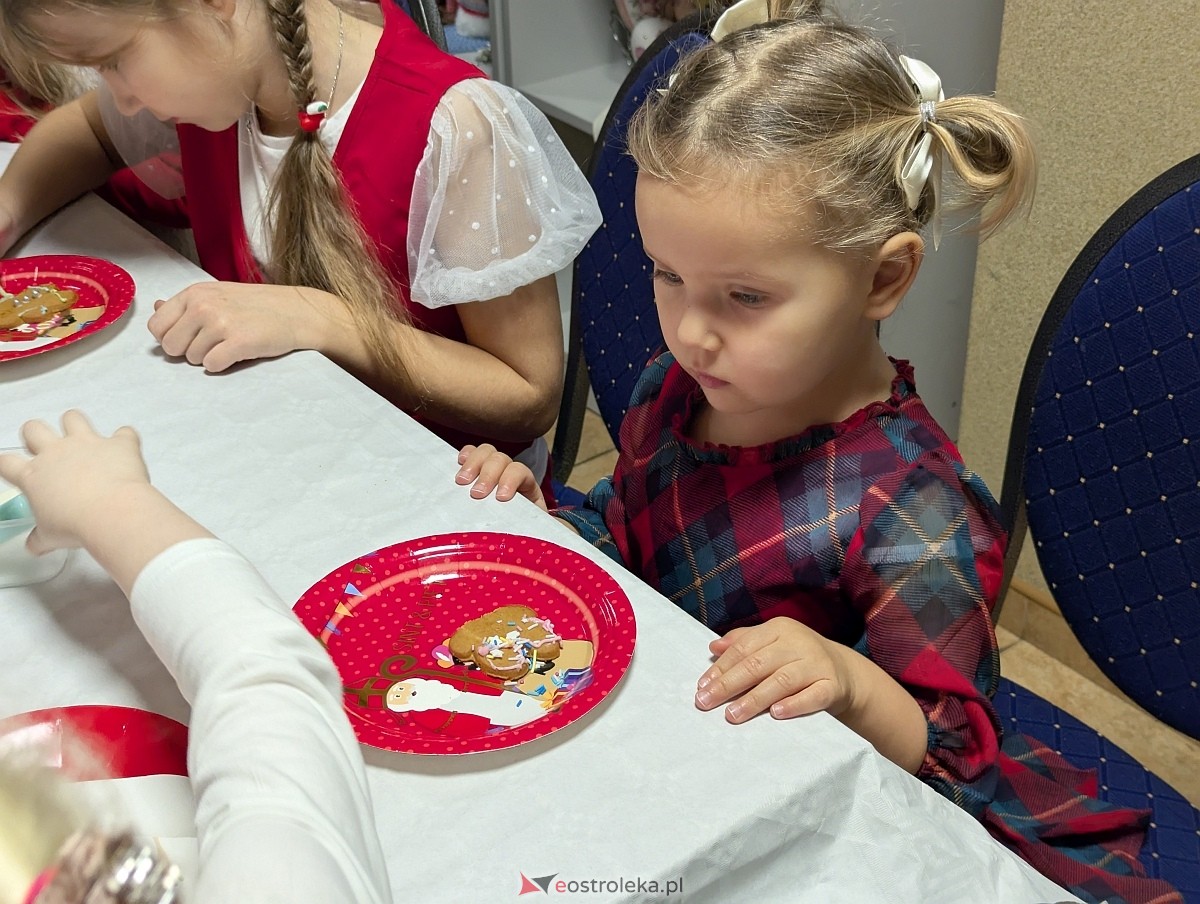 Zabawa choinkowa w Durlasach [06.12.2025] - zdjęcie #53 - eOstroleka.pl