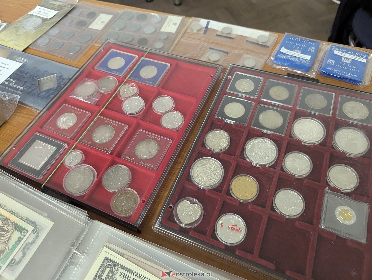 Giełda Kolekcjonerska w Klubie Lokator [07.12.2025] - zdjęcie #60 - eOstroleka.pl
