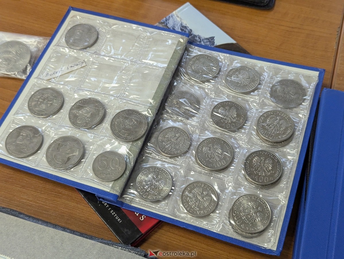 Giełda Kolekcjonerska w Klubie Lokator [07.12.2025] - zdjęcie #45 - eOstroleka.pl