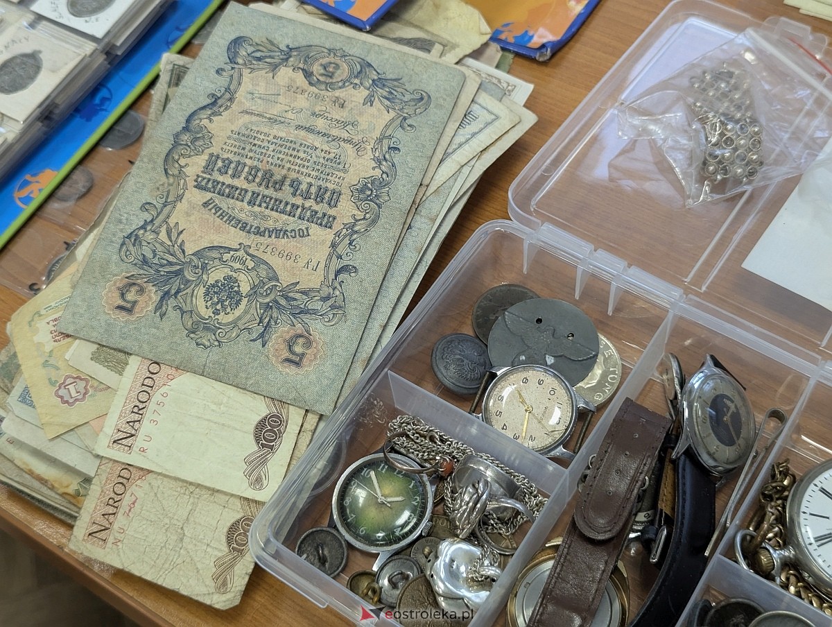 Giełda Kolekcjonerska w Klubie Lokator [07.12.2025] - zdjęcie #39 - eOstroleka.pl