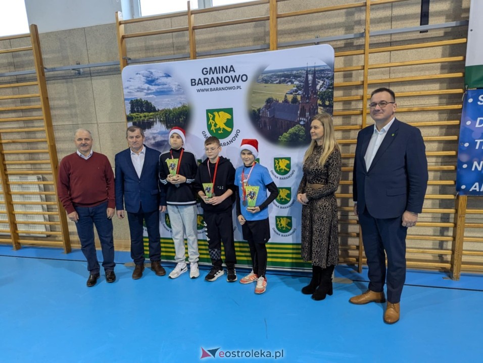 Bieg mikołajkowy w Baranowie [7.12.2025] - zdjęcie #36 - eOstroleka.pl