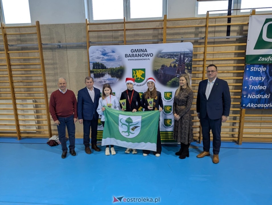 Bieg mikołajkowy w Baranowie [7.12.2025] - zdjęcie #34 - eOstroleka.pl