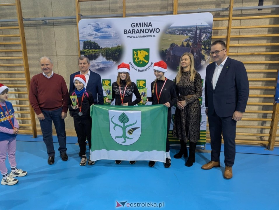 Bieg mikołajkowy w Baranowie [7.12.2025] - zdjęcie #32 - eOstroleka.pl