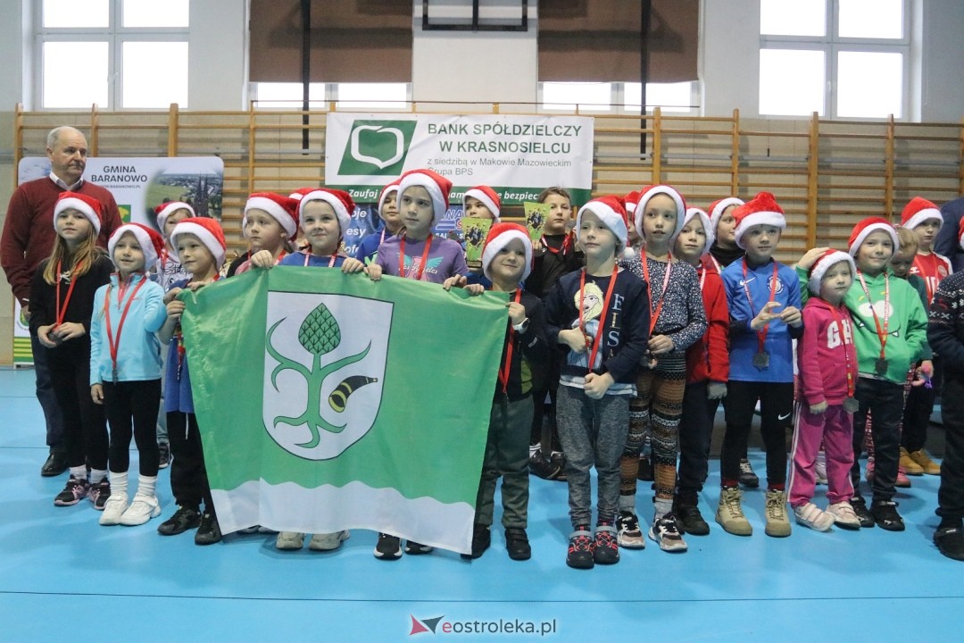 Bieg mikołajkowy w Baranowie [7.12.2025] - zdjęcie #28 - eOstroleka.pl