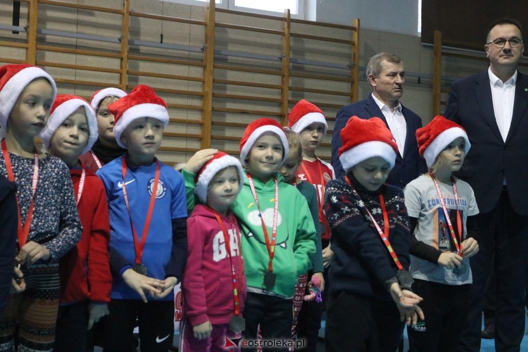 Bieg mikołajkowy w Baranowie [7.12.2025] - zdjęcie #23 - eOstroleka.pl