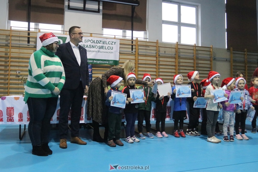 Bieg mikołajkowy w Baranowie [7.12.2025] - zdjęcie #13 - eOstroleka.pl