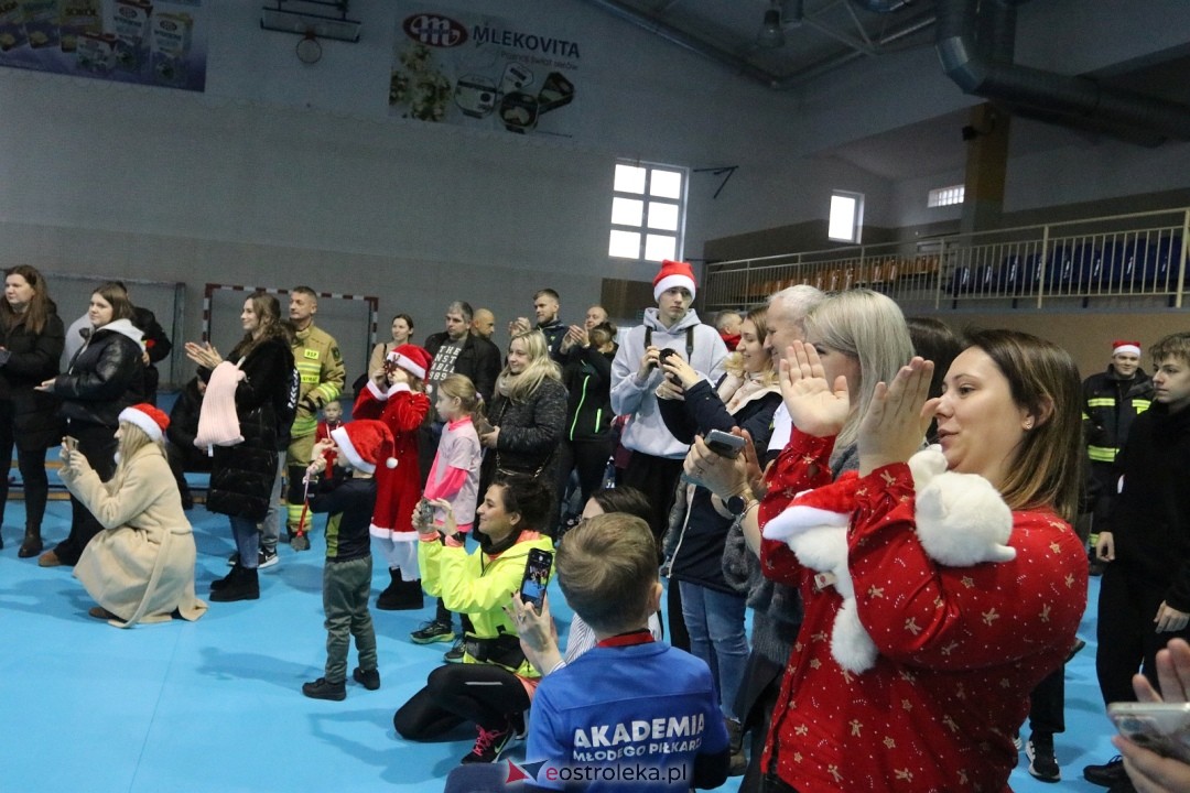 Bieg mikołajkowy w Baranowie [7.12.2025] - zdjęcie #6 - eOstroleka.pl