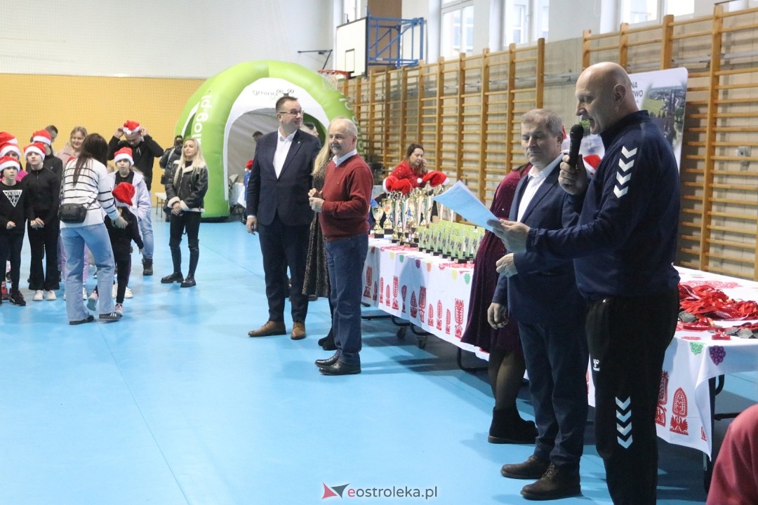 Bieg mikołajkowy w Baranowie [7.12.2025] - zdjęcie #1 - eOstroleka.pl