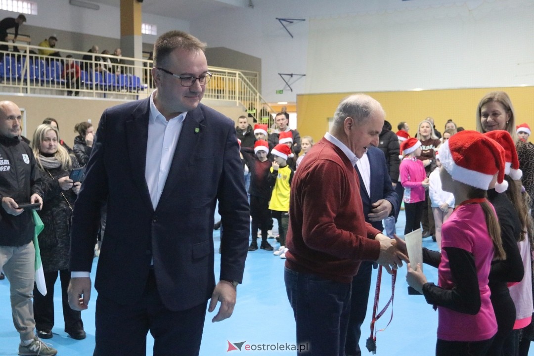 Bieg mikołajkowy w Baranowie [7.12.2025] - zdjęcie #61 - eOstroleka.pl