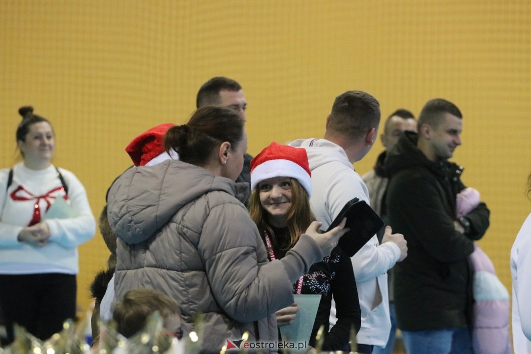 Bieg mikołajkowy w Baranowie [7.12.2025] - zdjęcie #97 - eOstroleka.pl