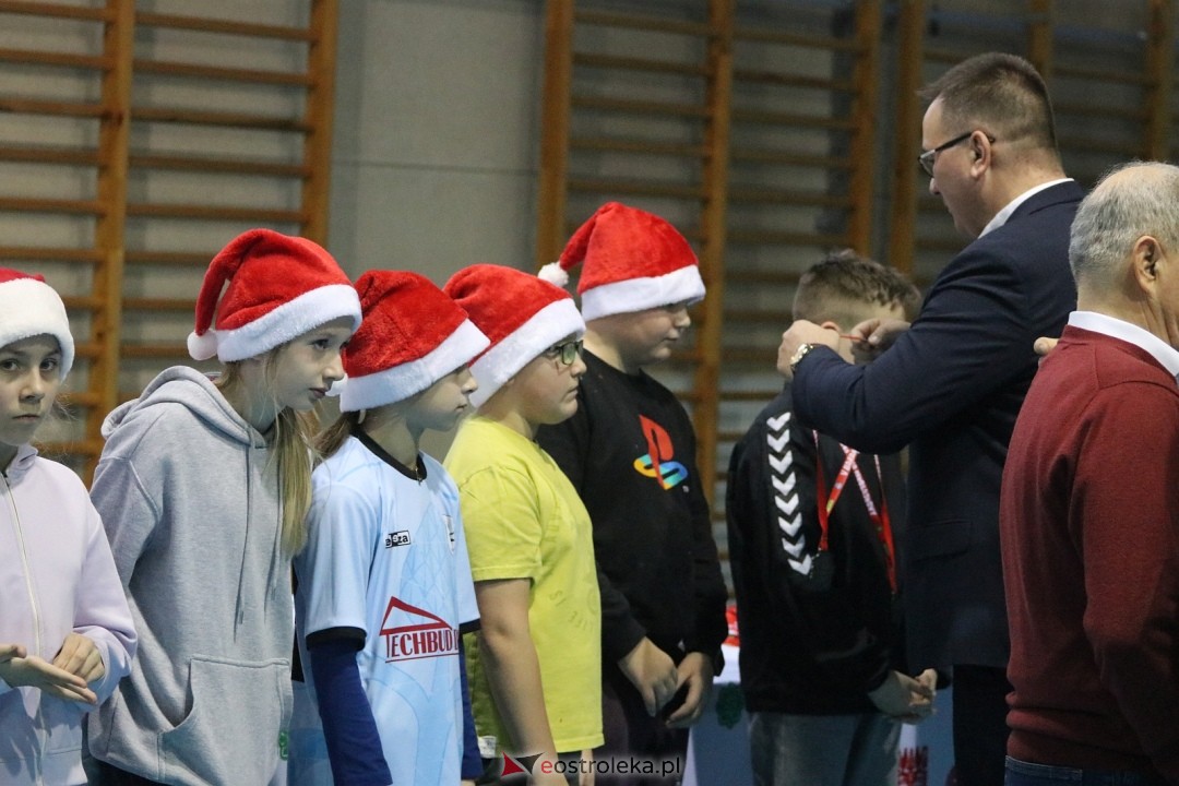 Bieg mikołajkowy w Baranowie [7.12.2025] - zdjęcie #94 - eOstroleka.pl