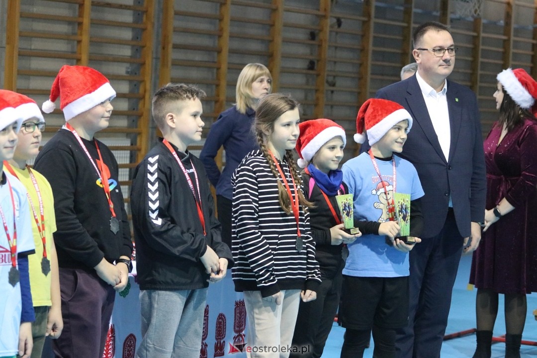 Bieg mikołajkowy w Baranowie [7.12.2025] - zdjęcie #91 - eOstroleka.pl