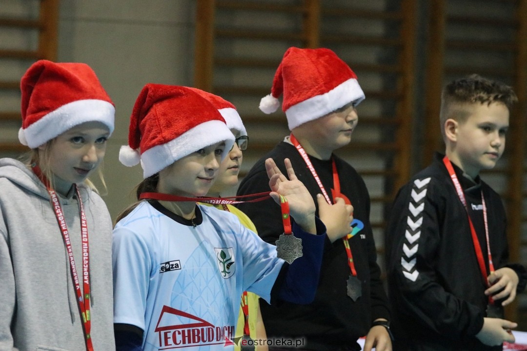 Bieg mikołajkowy w Baranowie [7.12.2025] - zdjęcie #86 - eOstroleka.pl