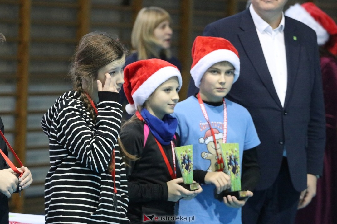 Bieg mikołajkowy w Baranowie [7.12.2025] - zdjęcie #85 - eOstroleka.pl