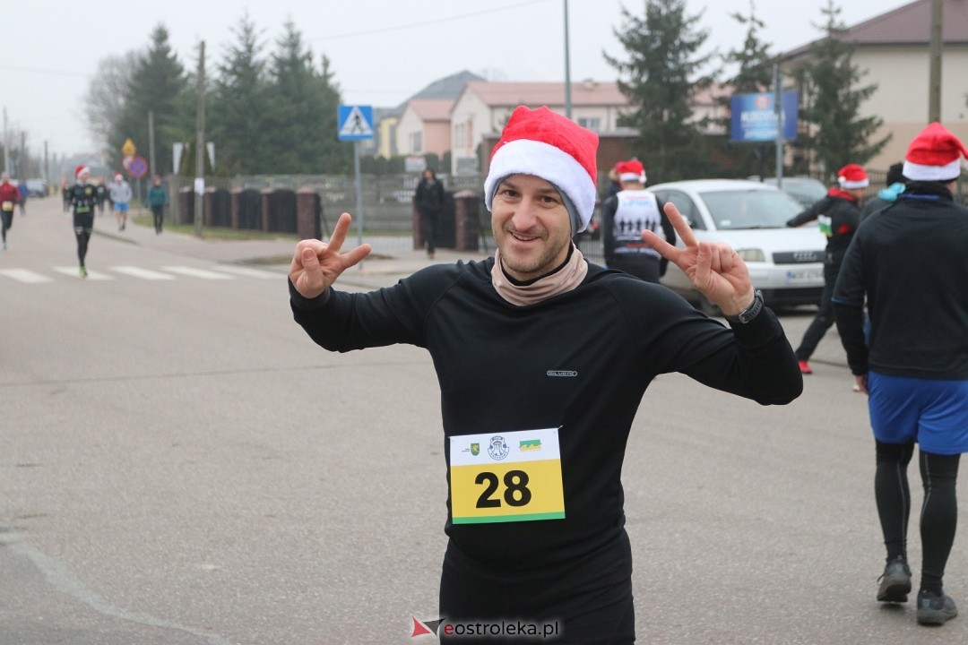 Bieg mikołajkowy w Baranowie [7.12.2025] - zdjęcie #80 - eOstroleka.pl