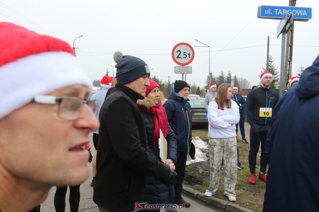 Bieg mikołajkowy w Baranowie [7.12.2025] - zdjęcie #77 - eOstroleka.pl
