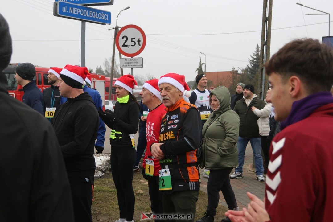 Bieg mikołajkowy w Baranowie [7.12.2025] - zdjęcie #73 - eOstroleka.pl