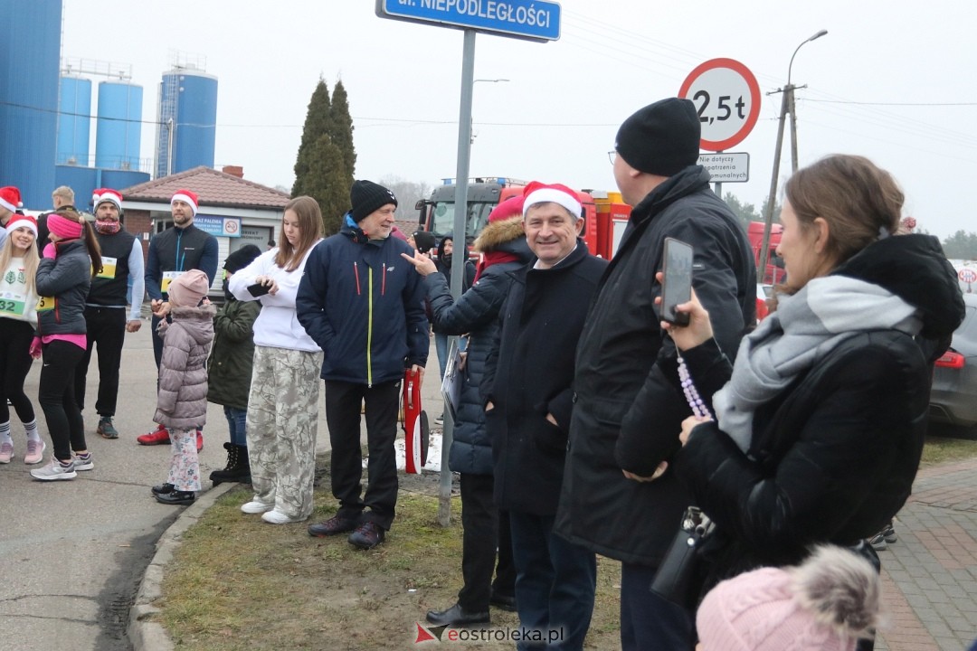 Bieg mikołajkowy w Baranowie [7.12.2025] - zdjęcie #136 - eOstroleka.pl