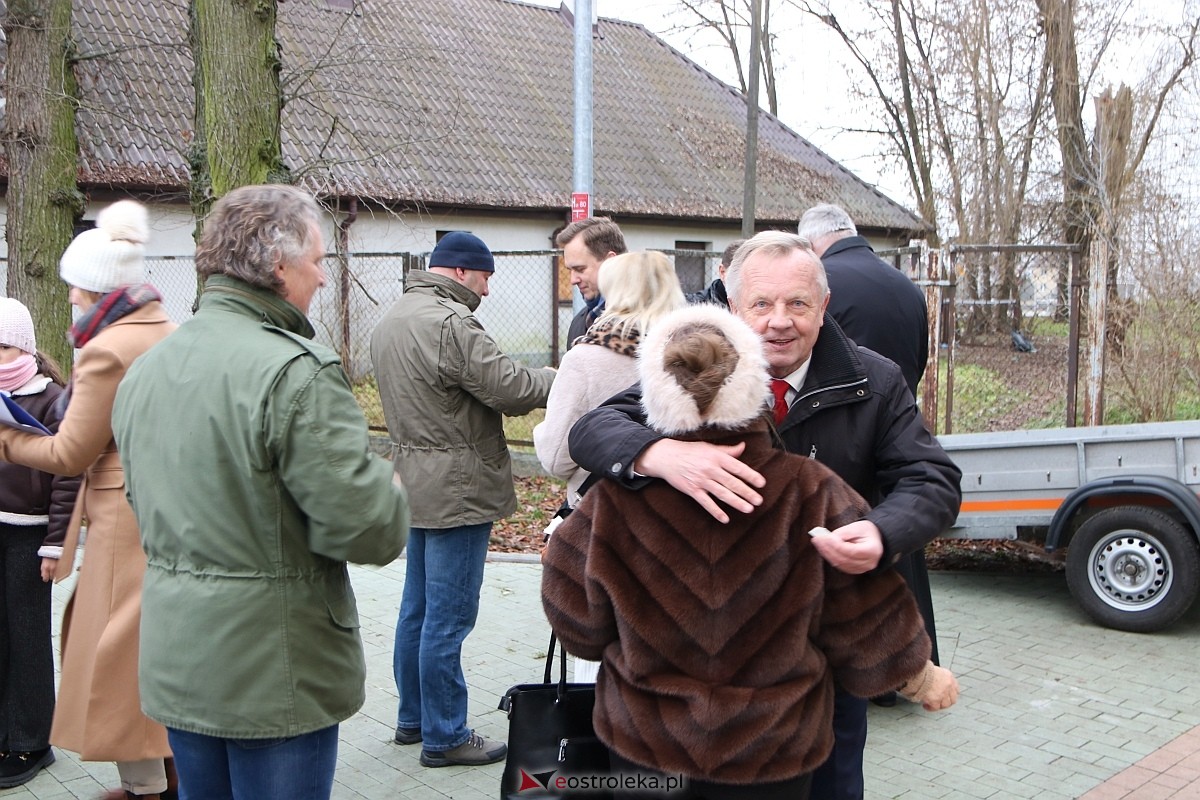 Wigilia na osiedlu Stacja [7.12.2025] - zdjęcie #18 - eOstroleka.pl