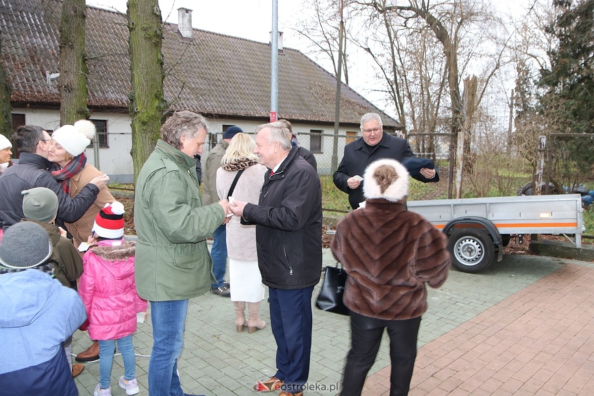 Wigilia na osiedlu Stacja [7.12.2025] - zdjęcie #15 - eOstroleka.pl
